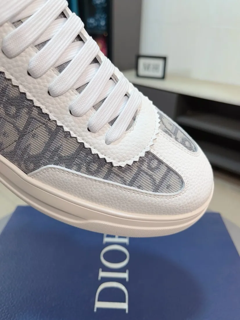 Men's men's shoes 💰420🌹🌹【Dior】Best-selling official website world premiere🔝Men's high-end brand of shoes latest series on the official website: uppers are made of imported cowhide with specially designed fabrics➕mesh breathable lining. Make walking more convenient and comfortable! Compared with the official quality, Midea’s 1:1 replica. Create a fashionable personality to set off your uniqueness! A must-have for trendy men! Classic style. Men's sizes: 38-44.